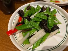 -云海肴·汽锅鸡·云南菜(天山百盛优客店)