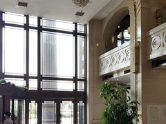 -碧中海汤泉汗蒸酒店