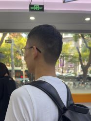 -首脑美发沙龙