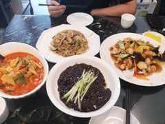 -桃园中华料理炸酱面(燕儿岛路店)