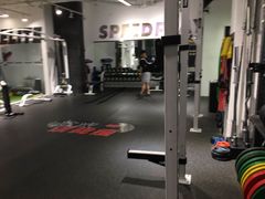 -汗水空间私教健身连锁(SM广场店)