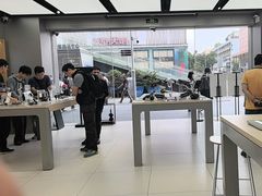 -DJI大疆(深圳华强北曼哈授权体验店)