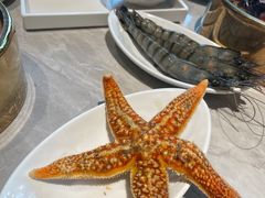 -雍容荟帝王蟹活龙虾展台自助(IFS黑金店)