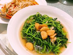 -岘港皇冠假日酒店