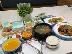-韩香福烤肉庄园(荣成店)