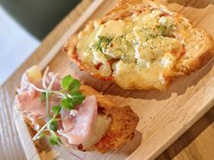 可颂披萨派对-Pekaa啤咖食肆Coffee&Bistro
