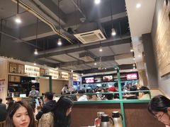 大堂-木屋烧烤(岗顶二店)