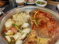 -沸炉重庆老火锅(军事博物馆店)