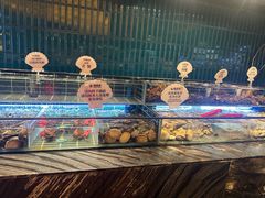 -雍容荟帝王蟹活龙虾展台自助(IFS黑金店)