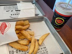 宽薯条-FATBURGER 特富客汉堡(外交公寓店)