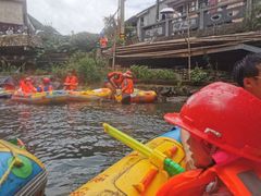 -藏龙百瀑漂流
