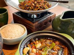 -云海肴·汽锅鸡·云南菜(天山百盛优客店)