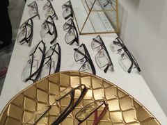 -肆兮眼镜·蔡司·徕卡战略合作店(大坪店)