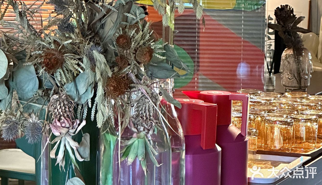 精酿配甜品，下午茶买醉石锤了…