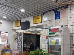 -八两八金·莱芜特色炒鸡(市南漳浦路店)