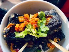 -黑色经典臭豆腐·湖南特产(步行街店)