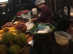 -彩虹云霄酒店76&78层国际自助餐