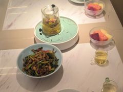 -荷花亭·湖北融合菜(中商广场店)