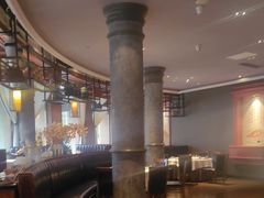 -八府香鸭·啫啫煲(华山路店)