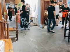 大堂-何记面馆(龙泉山店)