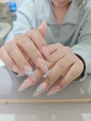 -瞧·享轻奢美甲美睫