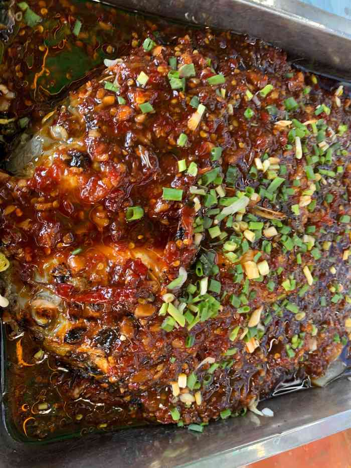 小舅母子烤鱼(万州天生天城店)-"心连心广场连着一片都是烤鱼的地方