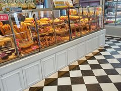 面包甜点陈列柜-味多美(江桥万达店)