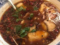 水煮鱼片-乐天皇朝(爱雍·乌节购物中心店)