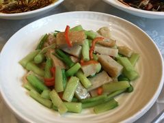 -品悦酒店(三林古镇店)