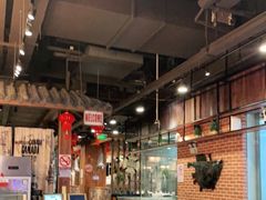 -宝燕海货工场(长江国际店)