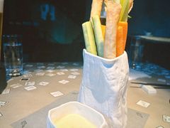 -穹六人间 people 6(岳阳路店)