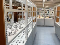 -无奔眼镜·蔡司·依视路授权店(马家堡店)