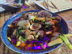 -蚝堡海鲜·威海菜·海肠捞饭·烧烤·亚洲吃蚝公司(幸福门店)