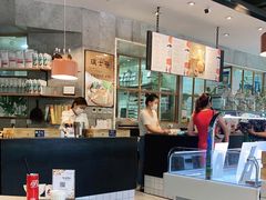 -Dough&Joe团憩(瑞虹天地月亮湾店)