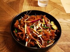 干炒牛河-来龙里 精致 东南亚餐室(万象城店)