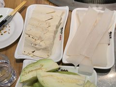 -咱屯子铁锅炖直营店(保利店)
