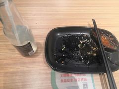 -小杨生煎(金山百联购物中心3楼店)