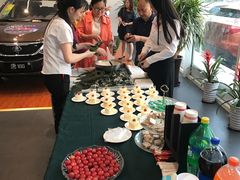 -弘仁宝佳比亚迪4S店(宝山旗舰店)