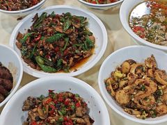 -笨罗卜浏阳菜馆(龙华鹏润达店)