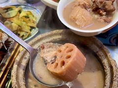 -霄汉牛三鲜湖北砂锅菜(万松园2店)