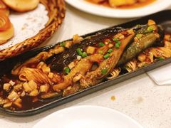 老味茄子-闫府私房菜(经四路万达店)