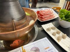 -楼外楼大刀肉传统火锅居(幸福街店)