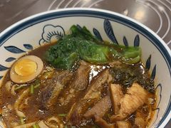 -康师傅私房牛肉面(马泉营奥莱店)