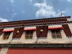 -塔尔寺游客服务中心