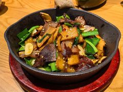 杏鲍菇炒牛肉-云海肴·汽锅鸡·云南菜(天山百盛优客店)