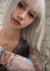 -iu潮牌·SALON