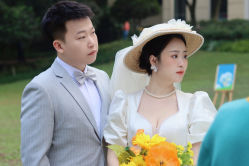 -黑马婚纱摄影