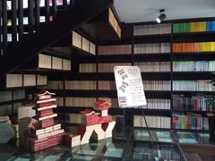 钟书阁-钟书阁(松江泰晤士小镇店)