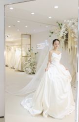 -台湾蔡美月婚纱租赁