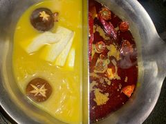 花胶鸡鸳鸯锅-湊湊火锅·茶憩(和平大悦城店)